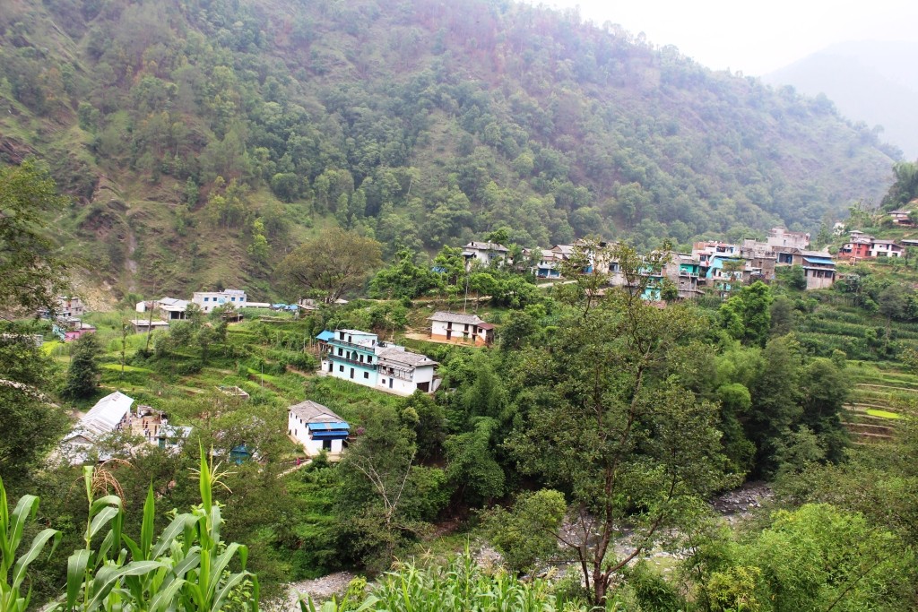 अग्लुङवासीको पीडा : गाउँपालिका पुग्नै सकस