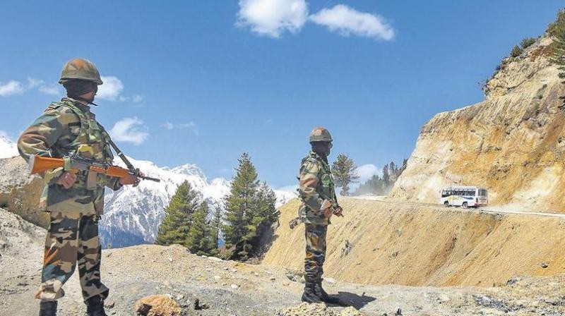चिनियाँ सेनासँगको झडपमा भारतका तीन सैनिकको मृत्यु ,छलफल जारी