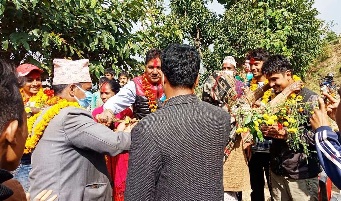 झिमरुकको बांगेमा पहिलोपटक बस पुग्यो