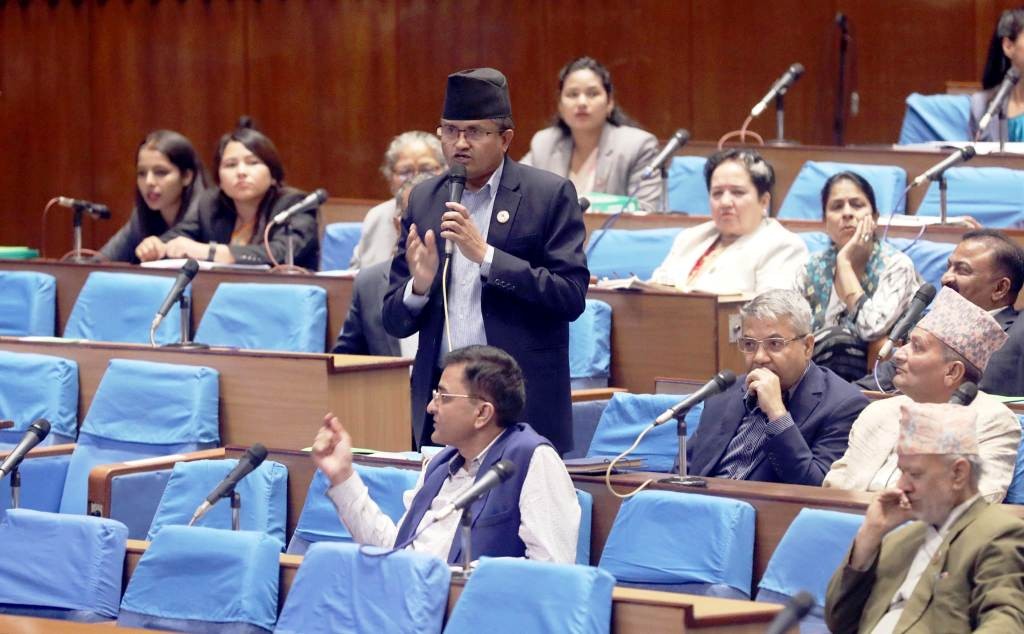 स्वर्गद्धारी सडक सुरक्षित बनाउन सांसद् सूर्य थापाको सरकारलाई ध्यानाकर्षण