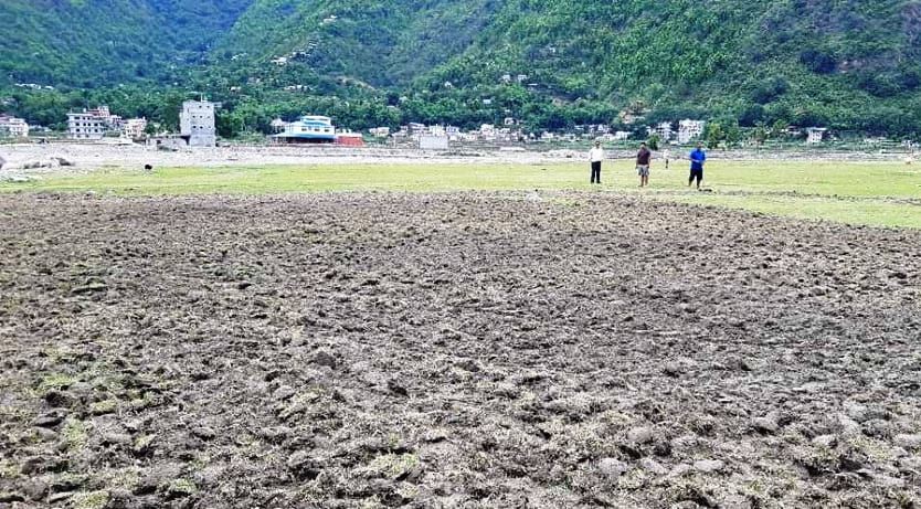 लडकडाउन पर्खिरहेको १५ वर्षदेखिको बाँझो जमिन