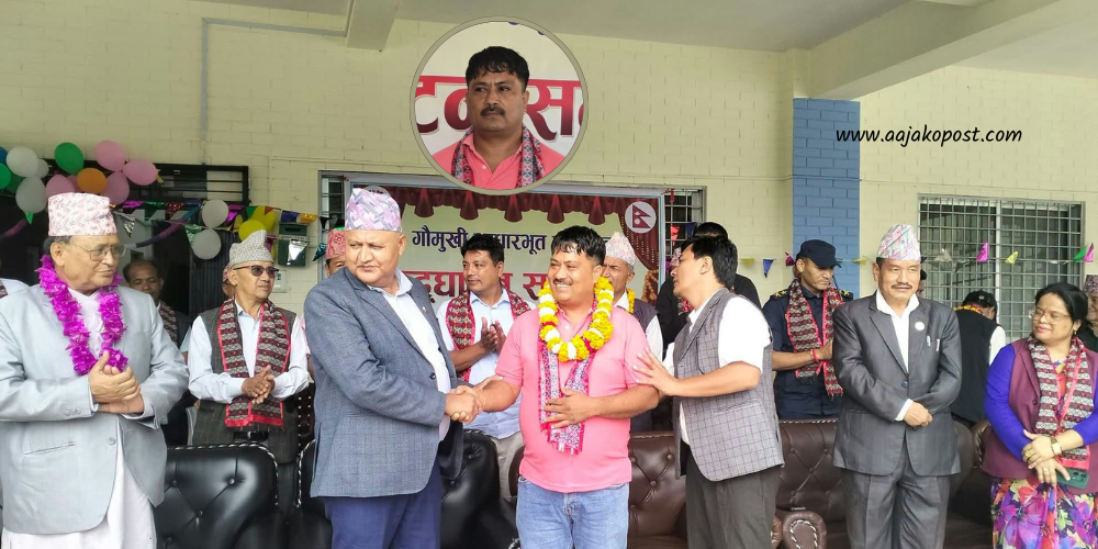 समयमै अस्पताल बनाउने व्यवसायी श्रेष्ठ सम्मानित